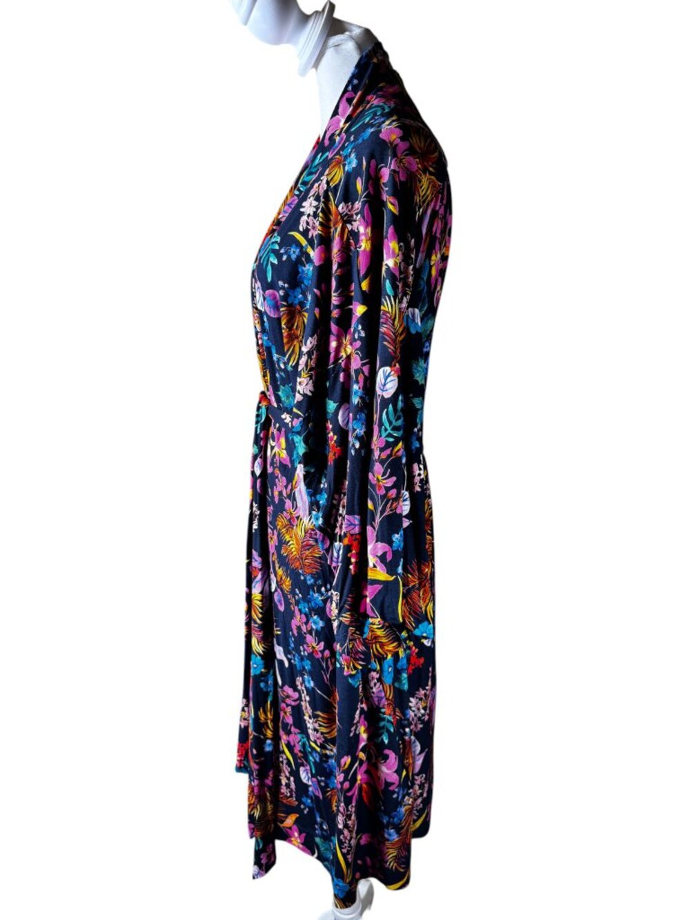 NWOT Soma Cool Nights Kimono Robe L/XL Navy Tropical Floral Wrap Robe Belted - Picture 3 of 9
